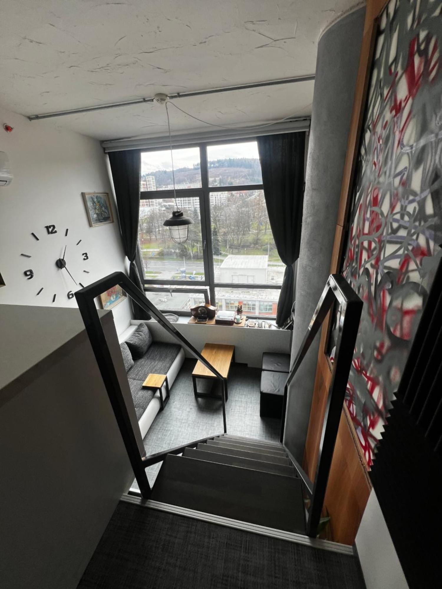 1 Bedroom Loft Apartment Zlín Extérieur photo